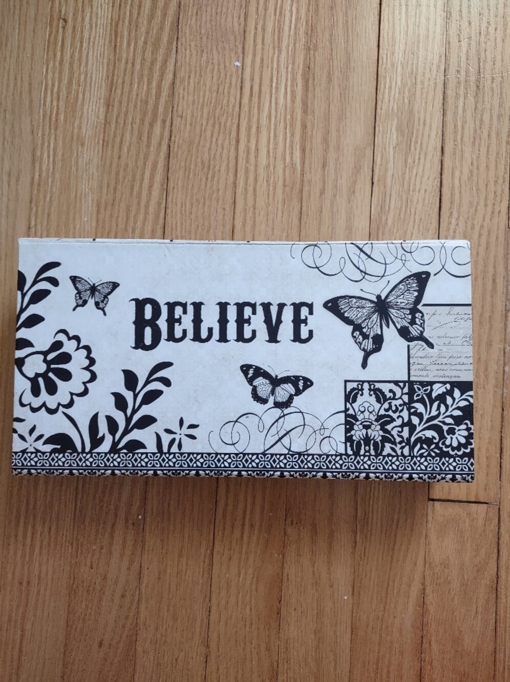 🐞2/$20🐞Believe Decorative Wall Stationary Box